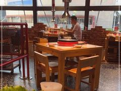 大堂-么肆烤肉·中式自助·烤肉大排档(街道口季佳PAI店)