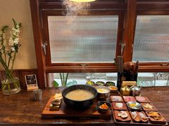-银米·云南传统过桥米线(双廊黑金冠店)