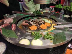 -哈哈碳都·牛肋条无限自助烤肉(宝龙店)