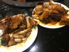 -粘豆包铁锅炖二部(温泉街店)