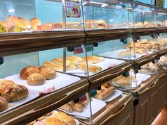 面包甜点陈列柜-新侨三宝乐面包店(崇文门店)
