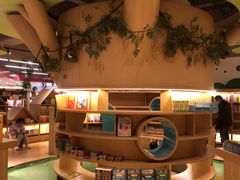 -新华书店(保利水城店)