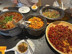 -万重锦·人文川菜馆(骡马市店)