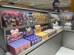-泡泡玛特POPMART(蓝色港湾店)