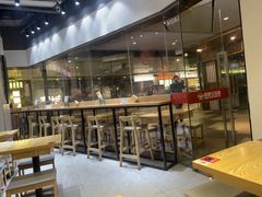 -魔都三兄弟酸辣粉·蘸卤炸串(虹桥万科店)