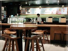 大堂-星巴克臻选(广州太古汇店)