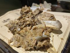 -东口码头·烧鸽子·鱼头泡饼·地方菜(金鹰悦城店)