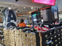 -五环Outlets(高新工厂店)