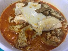 -亚王咖喱鸡米粉面