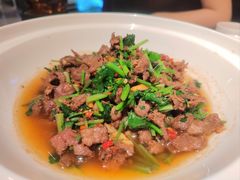 嫩芹菜生炒牛肉-徐记海鲜(阿波罗店)