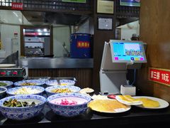 自助取餐区-春发生饭店·非遗(南院门店)