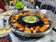 -小辣椒火盆烧烤(温泉南街店)