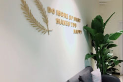 -芮娅时光半永久纹眉·美甲美睫·皮肤管理