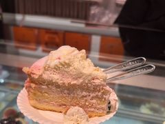 -罗森尼娜(德思勤店)