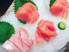 -余欢领鲜火锅(新街口店)
