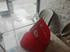 -必胜客(宝杨路宅急送店)