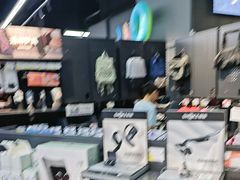 -迪卡侬(大英山店)