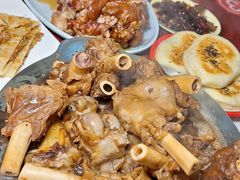 -聚首堂·特色小吃·肘子(什刹海德胜门店)