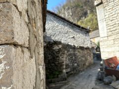 -高荡千年布依古寨旅游景区