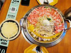 牛肉.芝士年糕火锅-八福力韩国休闲餐厅(泉舜店)
