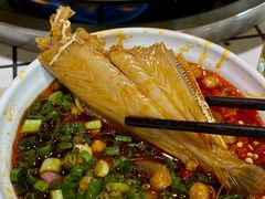 -蛙一刀·麻椒鱼火锅(金仙桥店)