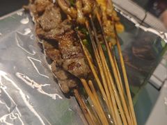 -云晓光头烧烤吧(德平路店)