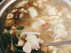 -千岛蚝高压锅生蚝·人参火锅(白云万达店)