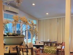 -Fern Forest Cafe