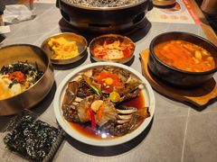 -草家酱蟹炭火烤肉店(珲春南路一店)