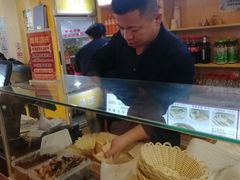 -刘记羊汤·烧饼夹肘子