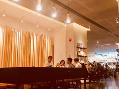 大堂-喜茶(深圳东门1234店)