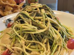 -靠山屯东北农家菜(八龙桥雅苑店)