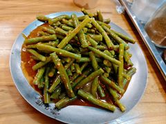 京口麻酱拌豆角-壹头蒜烧烤小院儿