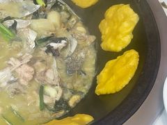 -鲁员外地锅鸡地锅鱼(古墩路店)