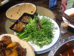 -快乐老家三鲜饺子东北菜(南六中路店)