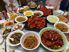 -靓虾二哥长沙地标小龙虾(五一广场店)