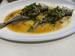 -沪华海鲜大酒楼(南汇店)