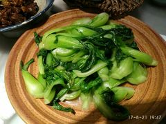 -京城小江南·北京烤鸭·江南土菜·白鱼(中关村店)