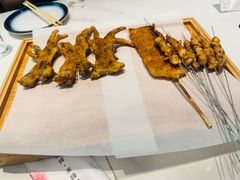 -嗨辣小聚·盘锦河蟹·海鲜烧烤龙虾(盘锦十年好店)