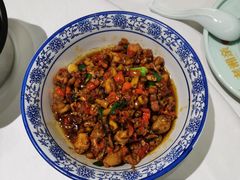 家常炒仔鸡-老湘亲·品鉴湘菜(湖里店)