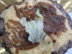 双层芝士牛肉汉堡-魏斯理汉堡(西安沣东吾悦店)