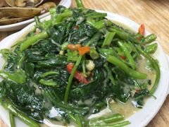 -兴记菜馆