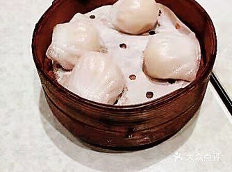 表叔茶餐厅在商业广场A区4楼，不难找的 这家店好吃的