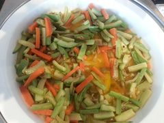 炒时蔬-江阴国际大酒店-旋转自助餐厅