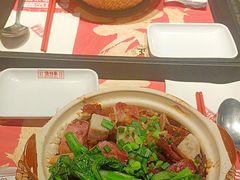 -华记煲仔华·煲仔饭(市桥易发店)