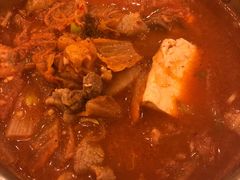 猪颈肉泡菜汤-金北顺大锅家(신사본점)
