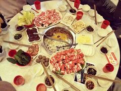 精品肥牛卷-季季红火锅(长沙步行街店)