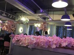 -樱花里音乐餐吧·牛扒椰子鸡(东圃店)
