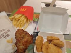 -麦当劳(湛江大厦店)
