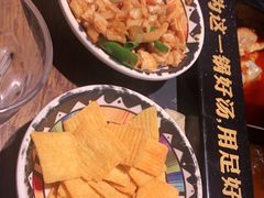 -老牌坊云南鱼豆花火锅(哈西万达店)